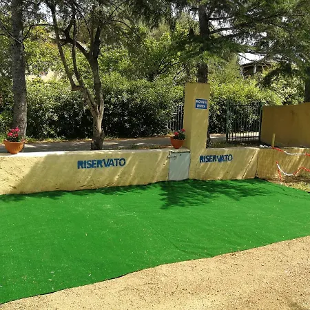 San Teodoro Centro A Due Passi Dal Mare Giardino Cala D'ambra - Blu